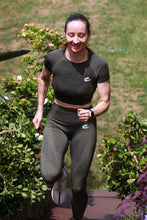 Load image into Gallery viewer, Catspeed Style Women Green "5 piece" Yoga Set Fitness Apparel