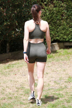 Load image into Gallery viewer, Catspeed Style Women Green "5 piece" Yoga Set Fitness Apparel