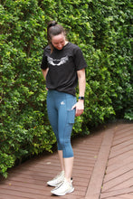 Load image into Gallery viewer, Catspeed Style Women Black/White T-shirt Fitness Apparel
